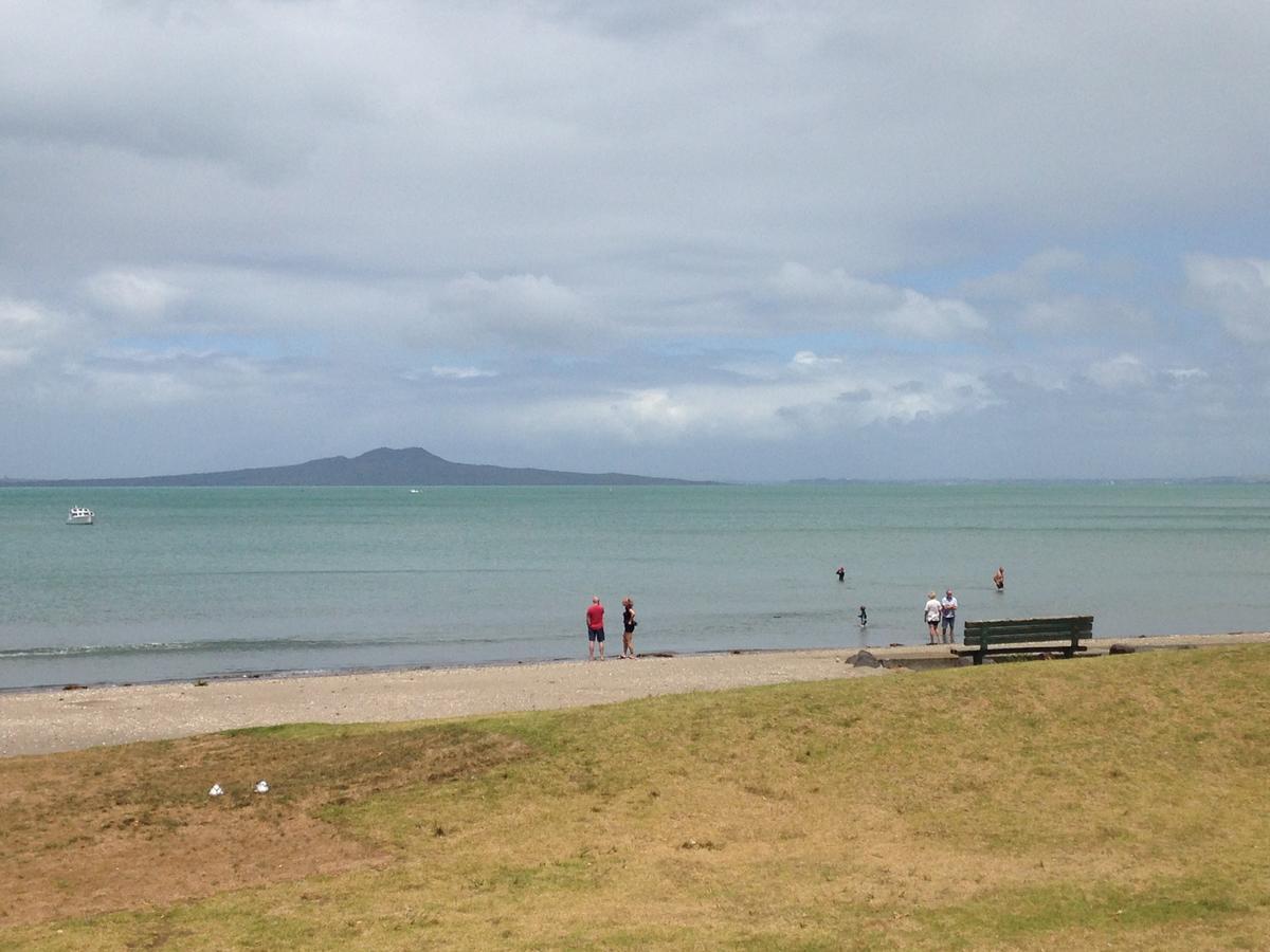 Beach Side B & B Auckland Exterior photo